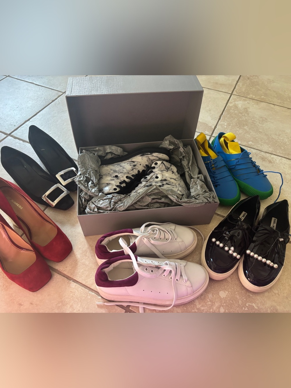 Womens AUTHENTIC designer shoes (36,37,38)